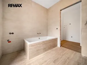 Prodej bytu 3+kk, Moravany, Květná, 108 m2
