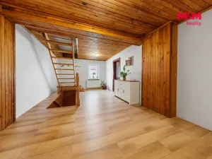 Prodej zemědělské usedlosti, Klášterec nad Ohří - Klášterecká Jeseň, 225 m2