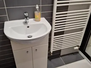 Pronájem bytu 2+kk, Praha - Záběhlice, Jiřinková, 55 m2