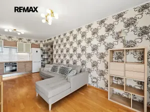 Pronájem bytu 2+kk, Praha - Žižkov, Ke kapslovně, 64 m2