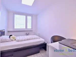 Pronájem bytu 2+kk, Praha - Nusle, Pujmanové, 40 m2
