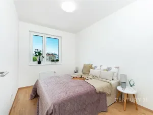 Prodej bytu 2+kk, Praha, Arnošta Staňka, 47 m2