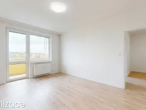Prodej bytu 3+1, Hrušovany u Brna, Sídliště, 73 m2