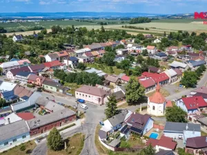 Prodej obchodního prostoru, Přerov - Přerov VI-Újezdec, Hlavní, 220 m2