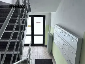 Pronájem bytu 1+kk, Praha - Strašnice, V olšinách, 38 m2