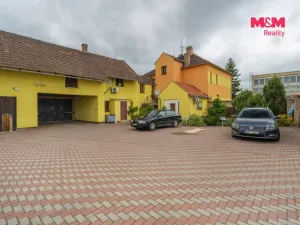 Prodej činžovního domu, Černčice, Husova, 732 m2