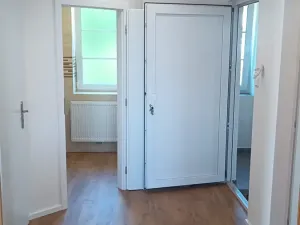 Pronájem bytu 3+kk, Praha - Kobylisy, Klíčanská, 93 m2
