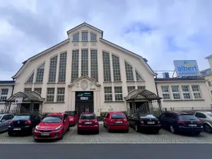Pronájem obchodního prostoru, Karlovy Vary, 43 m2
