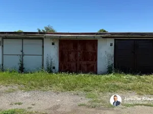 Prodej garáže, Jičín, Konecchlumského, 16 m2