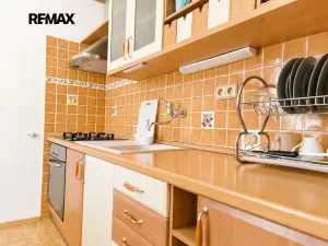 Pronájem bytu 2+1, Praha - Strašnice, Křenická, 57 m2