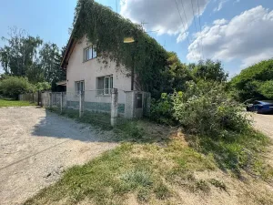 Prodej rodinného domu, Moravany, 200 m2