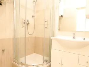 Pronájem bytu 2+kk, Praha - Krč, U nových domů III, 48 m2