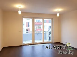 Pronájem bytu 1+kk, Praha - Stodůlky, Toufarova, 33 m2