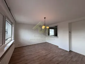 Pronájem bytu 1+1, Plzeň, Karlovarská, 44 m2