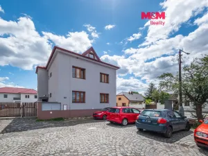 Prodej bytu 2+1, Rožďalovice, Náměstí, 61 m2