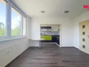 Pronájem bytu 2+1, Zlín, Slezská, 45 m2