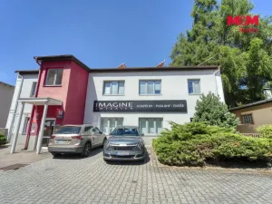 Pronájem obchodního prostoru, Mariánské Lázně, Husova, 100 m2