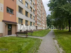 Prodej bytu 2+1, Karviná, Bratr. Veverkových, 56 m2