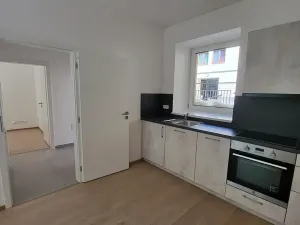 Pronájem bytu 2+kk, Praha - Cholupice, Podchýšská, 45 m2