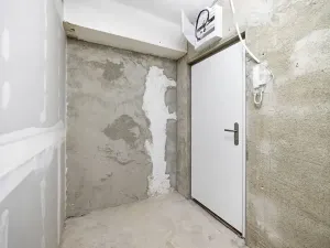 Prodej bytu 1+kk, Praha - Záběhlice, U zákrutu, 28 m2
