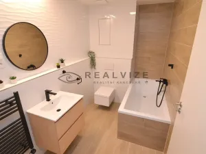 Pronájem bytu 3+kk, České Budějovice, Čakovská, 84 m2