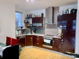 Pronájem bytu 2+kk, Praha - Vysočany, Pod Harfou, 56 m2