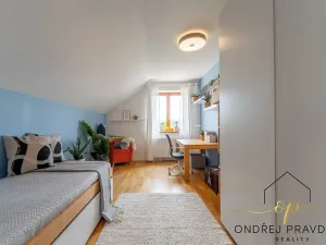 Prodej rodinného domu, Liteň, Karlštejnská, 237 m2