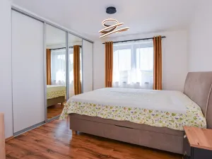 Prodej obchodního prostoru, Říčany - Jažlovice, Jažlovická, 249 m2