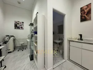 Pronájem obchodního prostoru, Teplice, 28. října, 50 m2