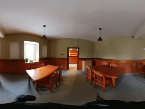 Pronájem restaurace, Praha - Kobylisy, Zenklova, 177 m2