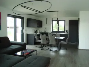 Prodej rodinného domu, Hevlín, 135 m2