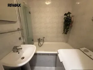 Pronájem bytu 2+1, Slavkov u Brna, Komenského náměstí, 55 m2