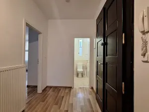 Pronájem bytu 2+1, Praha - Žižkov, Roháčova, 80 m2