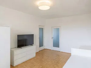 Prodej bytu 2+1, Praha - Malešice, Počernická, 57 m2
