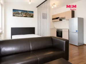 Prodej bytu 1+kk, Praha - Horní Měcholupy, Hornoměcholupská, 36 m2