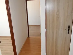 Pronájem bytu 3+1, Praha - Prosek, Zárybská, 67 m2
