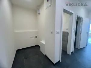 Pronájem bytu 2+kk, Praha - Záběhlice, Choceradská, 58 m2