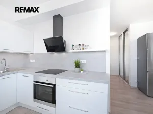 Pronájem bytu 2+kk, Praha - Hlubočepy, Hugo Haase, 55 m2