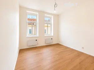 Prodej bytu 1+kk, Praha - Vysočany, Kolmá, 23 m2