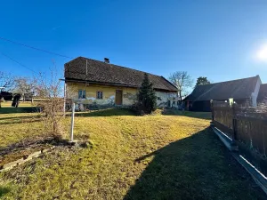 Prodej rodinného domu, Klenová, 200 m2