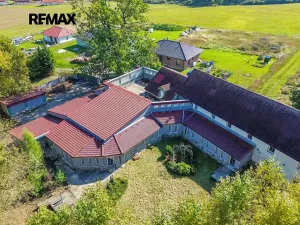 Prodej apartmánu, Všeruby, 952 m2