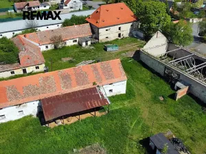 Prodej zemědělského objektu, Počedělice, 2500 m2