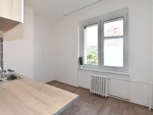 Pronájem bytu 2+1, Klášterec nad Ohří, Václava Řezáče, 57 m2