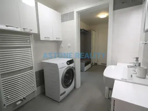 Pronájem bytu 2+kk, Praha - Letňany, Tupolevova, 52 m2