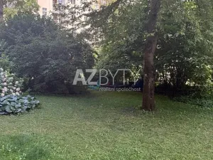 Pronájem bytu 1+kk, Praha - Bubeneč, Jaselská, 29 m2