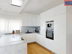 Prodej rodinného domu, Ochoz u Brna, 288 m2
