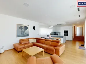 Prodej rodinného domu, Ochoz u Brna, 288 m2