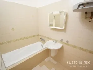 Pronájem bytu 2+1, Tábor, 9. května, 75 m2