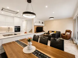 Prodej rodinného domu, Praha - Kolovraty, Kupkova, 141 m2