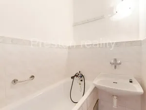 Prodej bytu 2+1, Ostrava, Nálepkovo náměstí, 67 m2